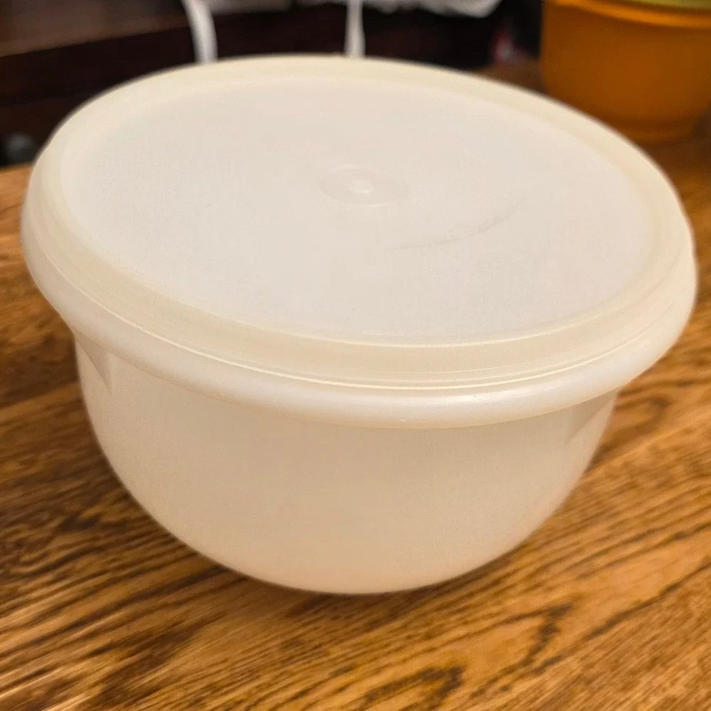 Vintage Tupperware Sheer White Handlier Mixing Bowl X with Lid 80s Retro 7 Inch